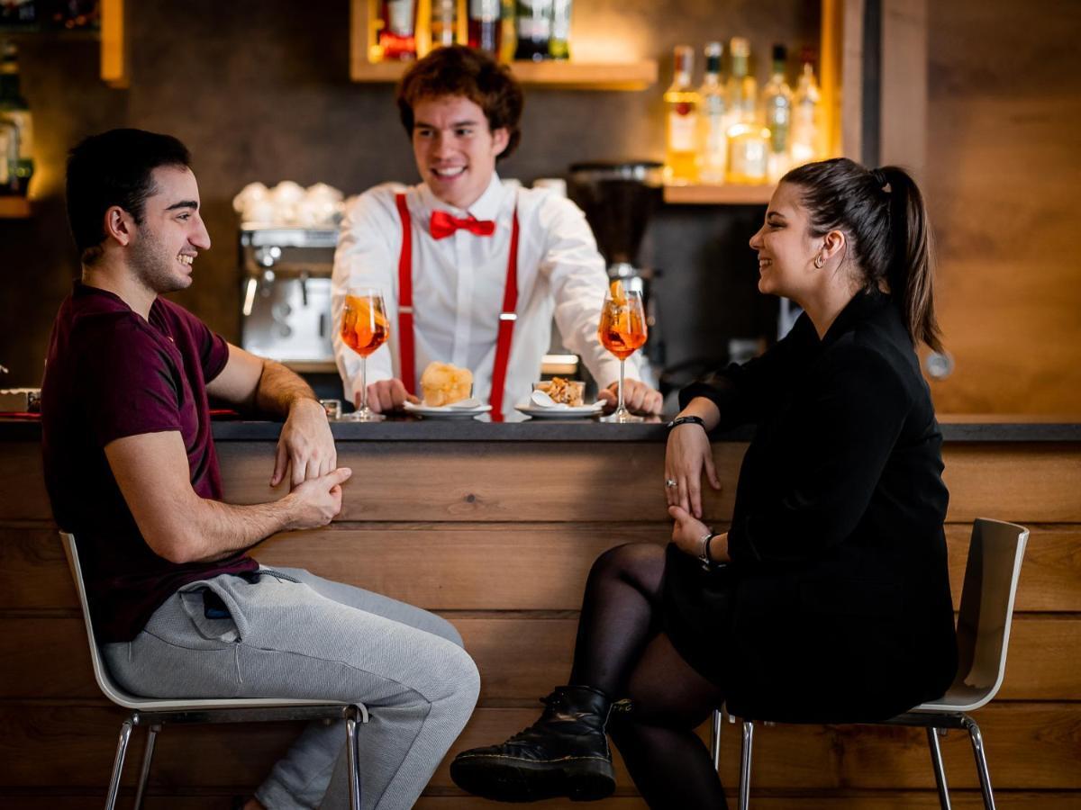 Hotel Milano Fondo Dış mekan fotoğraf